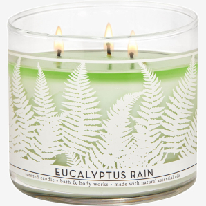 נר ריחני באת' אנד בודי Bath & Body Eucalyptus Rain candle