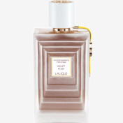 בושם לליק Lalique Velvet Plum